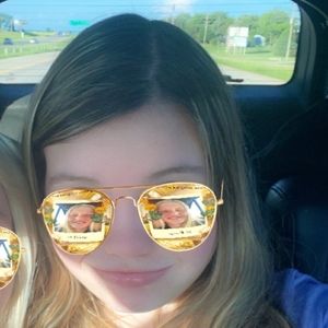 Meet your Posher, Kiersten